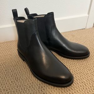 Vagabond Amina Chelsea boots, size 38 (7.5 US)